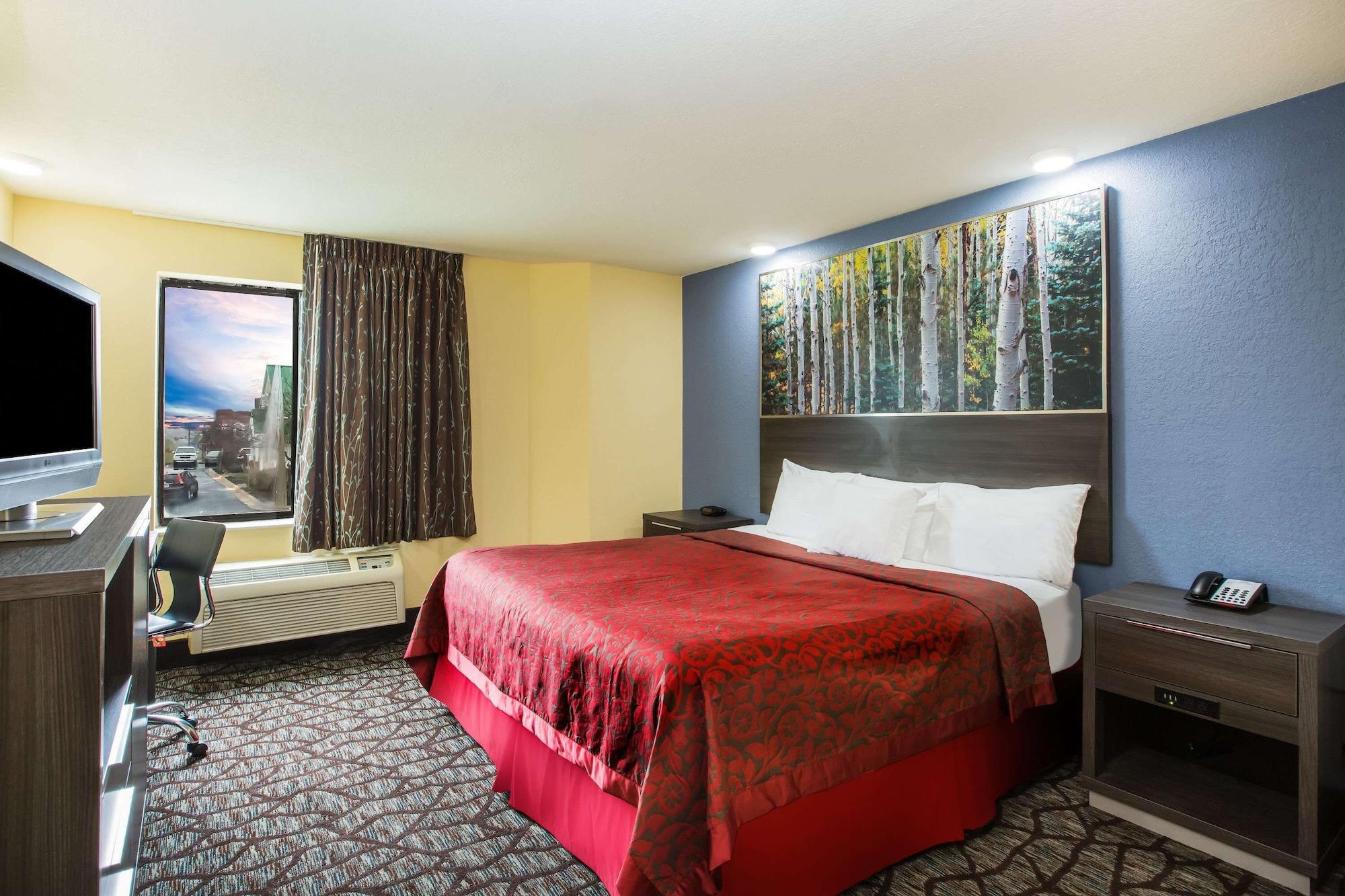 Days By Wyndham Hotel Blue Springs